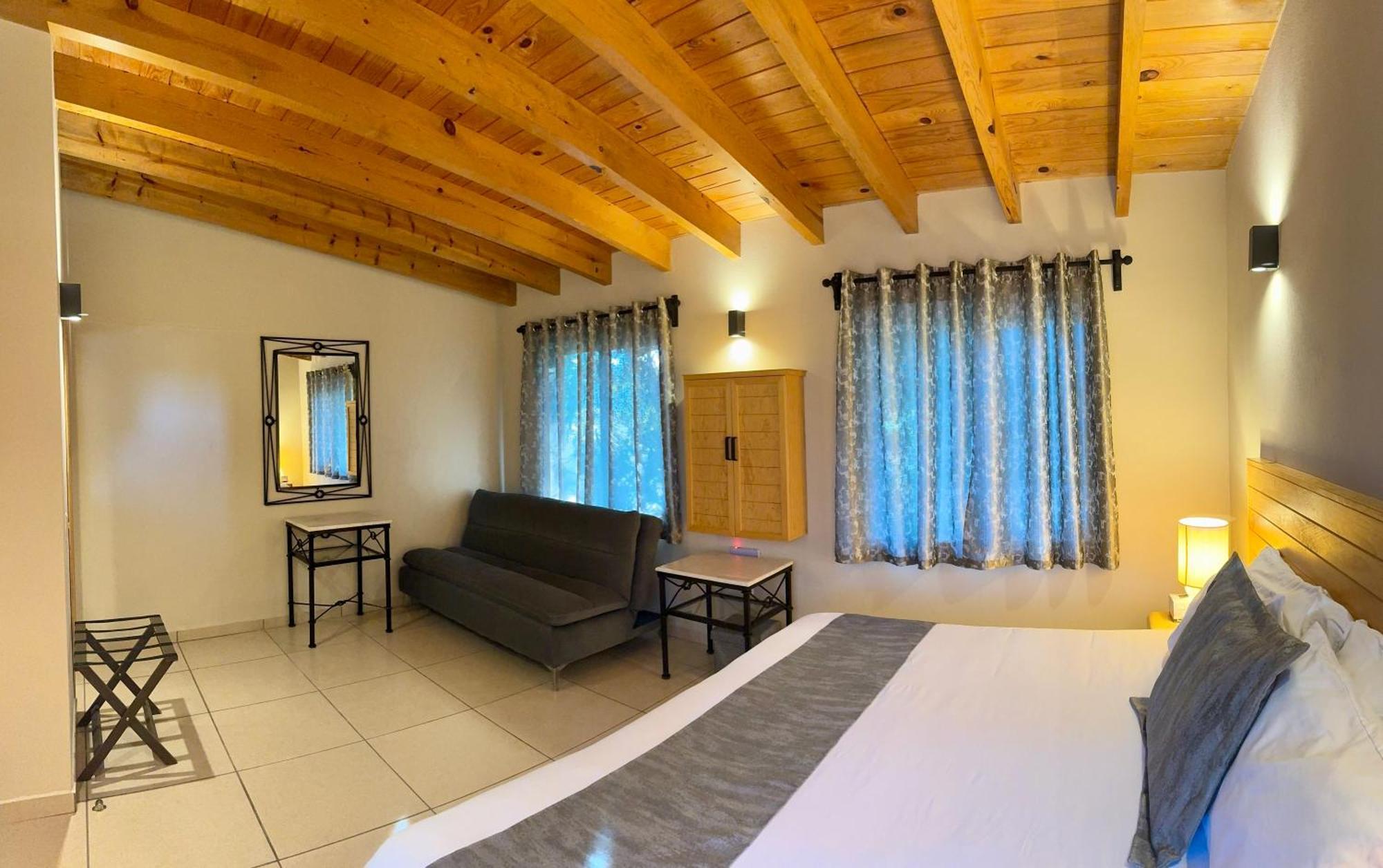 Club Vergel Resort Bernal Eksteriør bilde